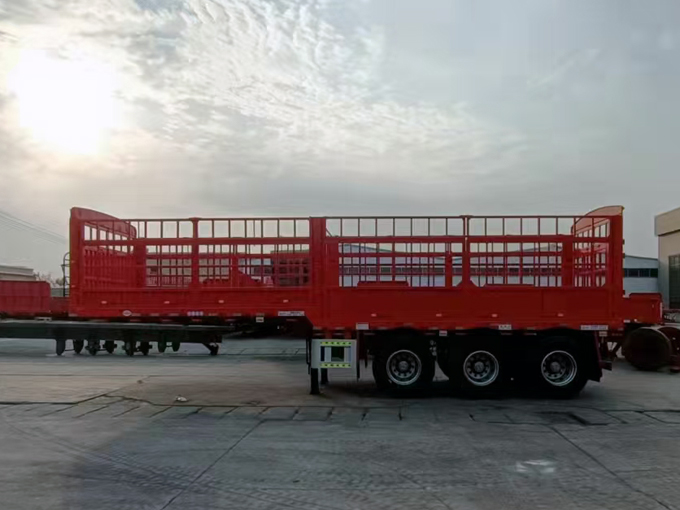 Warehouse grate semi-trailer